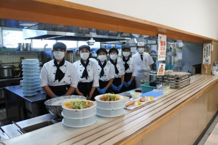 employee-cafeteria-1